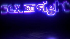 Blondie sneaks sister's boyfriend onto couch for wild steamy pounding 😈🔥