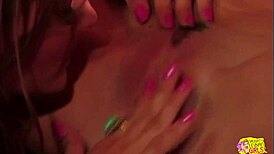 what if venus and jessi capelli got caught using that huge toy?