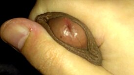 Latino massages cock to hot cumload! 💦😏