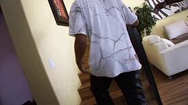 Curvy ebony aryana starr kneels to suck black dude before he pounds her curves