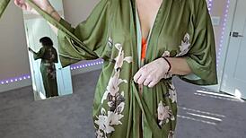 pussy swells huge from intense pumping action closeup