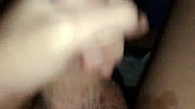 BANGING GROUP WANK TO MASSIVE CUMSHOT