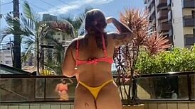 swollen pussy flashes bold on live as curvy redhead spreads wide for exhibitionist thrill