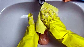 hot housewife cleans soaked dildo post pussy pounding homemade amateur action