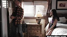 J'ai pas pu résister à la copine chaude 18+ de mon beau-fils