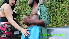 manobrista rams big cock deep in see-through milf patroa on street