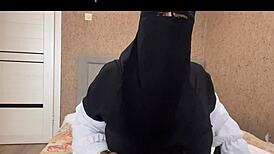 arab milf jasmine skips panties for wet pussy massage fun 😏💦