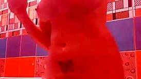 A homemade asian amateur bathes like a queen.