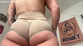 hey, wanna jerk to my fat ass tease?