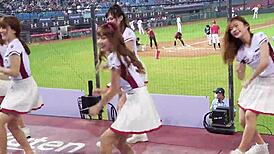 Sexy cheerleaders shake perfect bodies in baseball dance tease