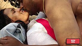 me n my indian wife... we get so horny outdoors, passionate fuck y'know