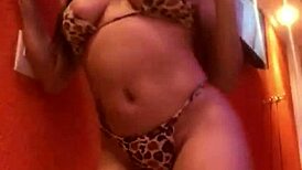 hey come see my lil pussy winkin and blinkin just for you 😘💦 solo tease