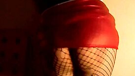 Nurse Lucy Diamond twerks her fishnet ass for patient