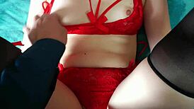 Amateur wife stretches tight ass in first anal pounding