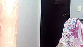 Mizukiimoon's Pregnant Glow Captivates on Cam Show