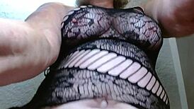 dawnskye1962 shakes her huge hairy ass and big natural tits in update 140