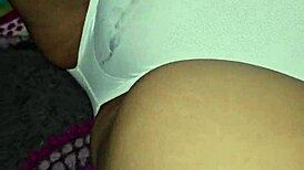 VERY HOT MOMMY SQUIRTS ON MONSTER COCK CREAMPIE!