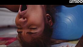 Venezuelan coach Venus Afrodita licks Shona River pussy in lesbian fingering