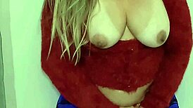 Hot Stepmom Soraya's Perfect Big Ass Before Bed