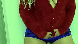 Hot Stepmom Soraya's Perfect Big Ass Before Bed