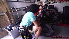 Lolly Dames milf offers handyman James Angel wet pussy footjob ride