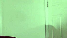 wanna think of romantic stuff like sketching and worshipping a woman in jeans for free?