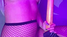 Emo Rockera Puta Unveils Sexy Solo Tease