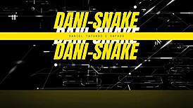 Luz Câmera Ação Latina Tattoo Pornstar Rides Cowgirl Style in Public Outdoors