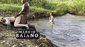 hey you watching sexo ao ar livre by the river i got two hotties sucking then creampied eliane furacao lorrany exotica