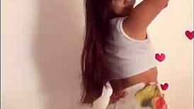 Whoa this bigo latina from youtube got me hooked 😍🔥 webcam vibes