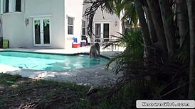 Girlfriend's great ass tempts outdoor POV public fuck