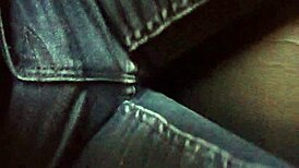 gretala vibes hard to blues in those sexy jeans