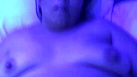 wife rubs her pussy wild on webcam massage cam!