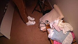 i'm the tv cribs girl gettin fucked hard right after my amateur casting interview backstage