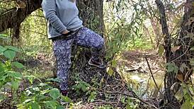 mature curvy chubby milf stepmom fingers hairy wet pussy outdoors in homemade amateur video