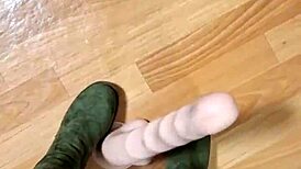 elza kom invites you to join her playful game session