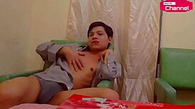 uhh i get so horny fingering myself with banana like a mannequin dish for you fans!! 🍌😩