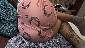 colombian bbw hermanastra sneaks fat cock rides when adults sleep