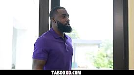 wheres the real halloween slut in cory chase melanie hicks?