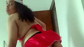 mamãe noel safada dances solo masturbates fat pussy to orgasm peruvian style
