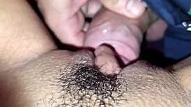 Milf Flashes Her Big Clit Pussy As Huge Cock Rubs Her Swollen Grelão Gg