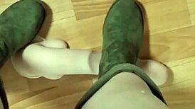 elza kom invites you to join her playful game session