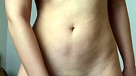 Damn, this cute petite teen maiskii fingers and toys to loud orgasm!