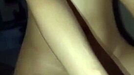 seksi ibu tiri indonesia fucks remaja hard on bed 😏🔥