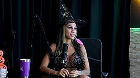 Tamanho Nao E Documento Shares Exhibitionism Life and Favorite Fuck Spots - Casal Fada Prazeres Sheer Red Halloween