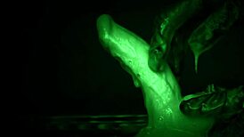 i give the stickiest slimiest handjob with latex gloves and dildo play