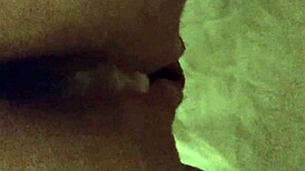 Marido gozando forte no cuzinho da esposa safada retro blue films ride!