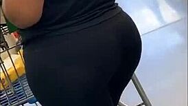 voyeur spies massive jiggling big ass nalgona shaking