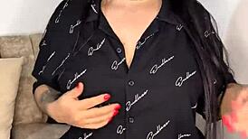 Beautiful college girl seduces stuffing lingerie pearls in fat pussy