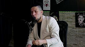 massage master explains foreplay tricks expands female body secrets to squirting cadu breathless on sheer red